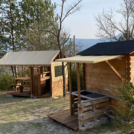 Camping Les Hauts De Rosans Buitenkant foto