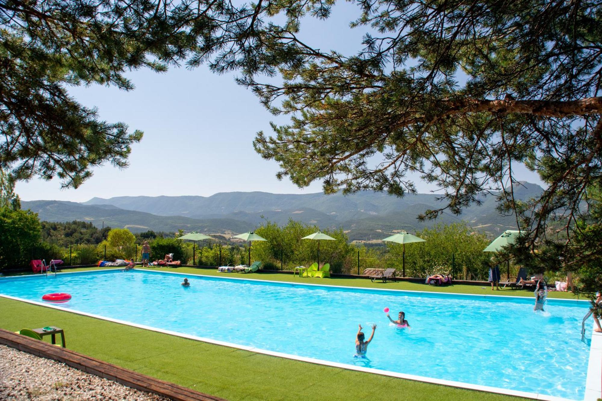 Camping Les Hauts De Rosans Buitenkant foto
